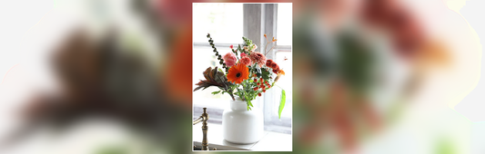 Cheer Up your Loved Ones in NOIDA by Gifting Flowers
