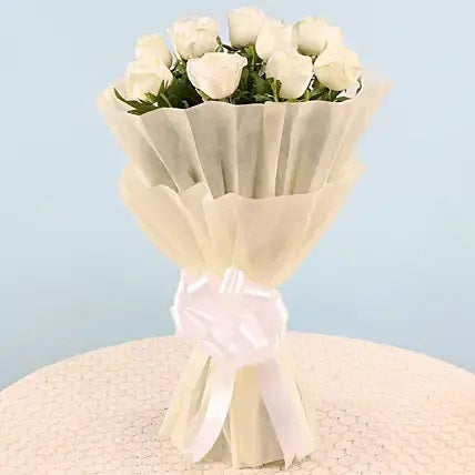 white roses bouquet elegant 12 white roses arrangement