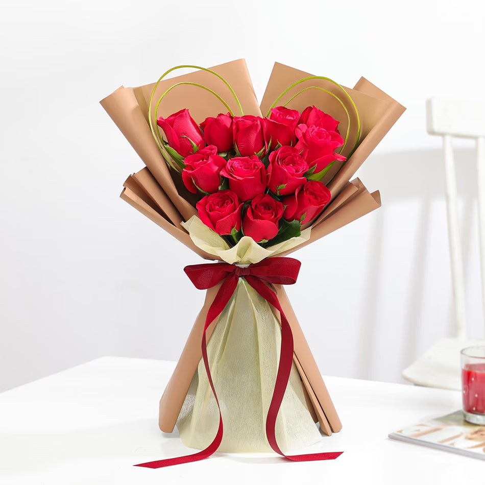 12 fresh red roses bouquet in brown wrapping with red ribbon for romantic delivery