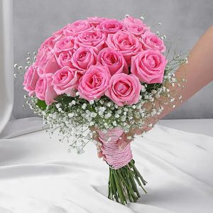 Blush pink roses bouquet with baby’s breath for birthday and anniversary gift